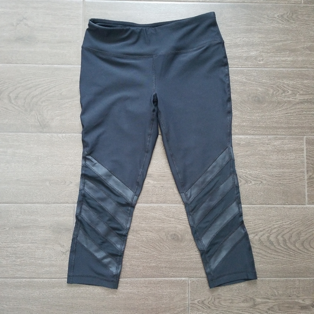 90 Degrees Women's Mesh Capri
